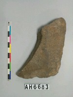 藏品(磨製石斧)的圖片